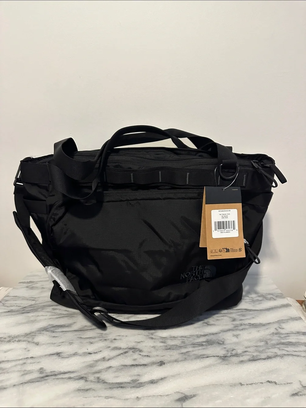 The North Face Black unisex Tote-Style Crossbody Bag logo New NWT